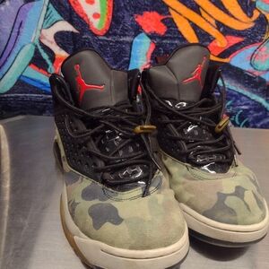 Jordan Maxim 200 camouflage